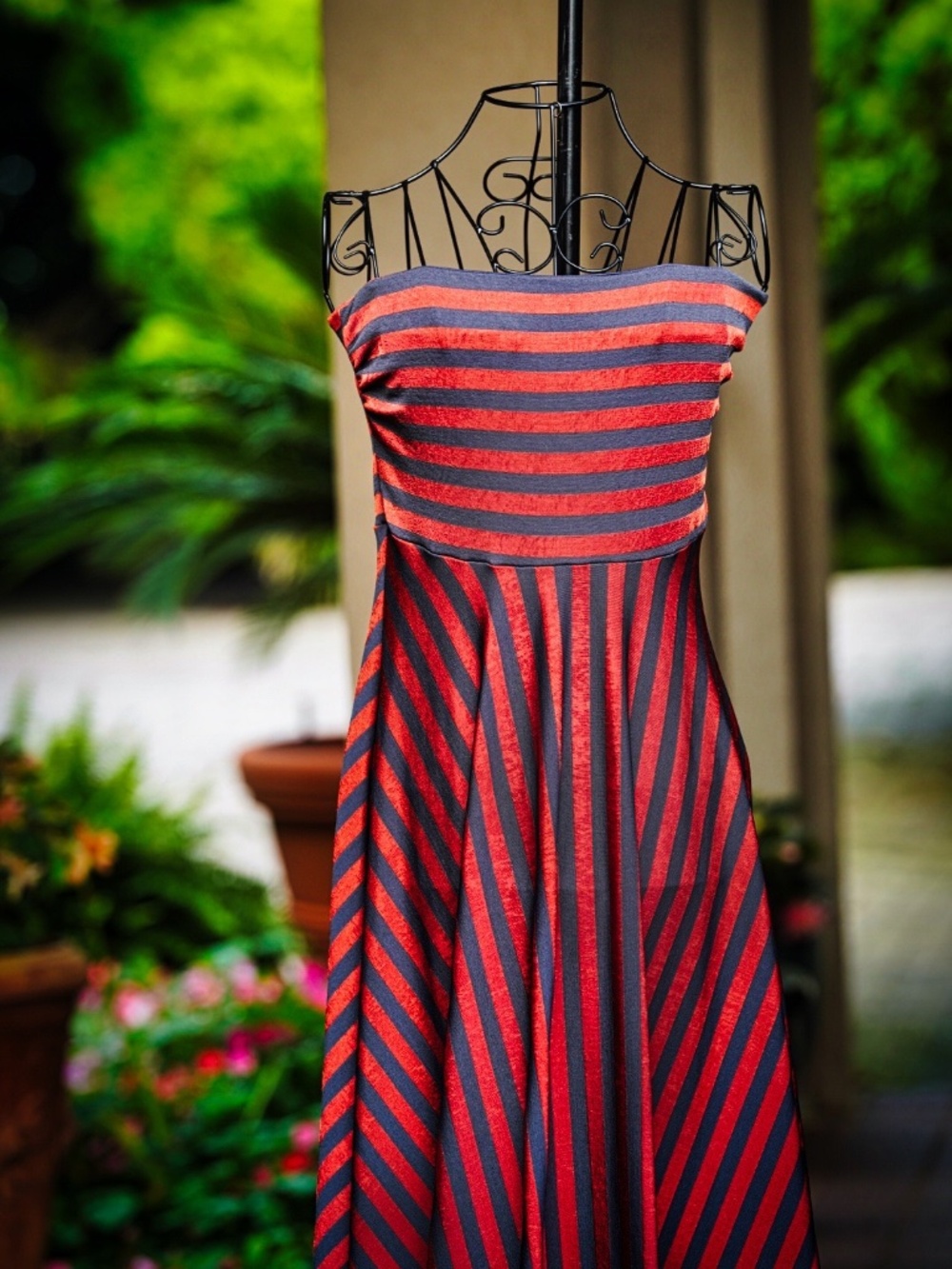 Maeve by Anthropologie Striped Strapless Maxi Dress Size Medium
